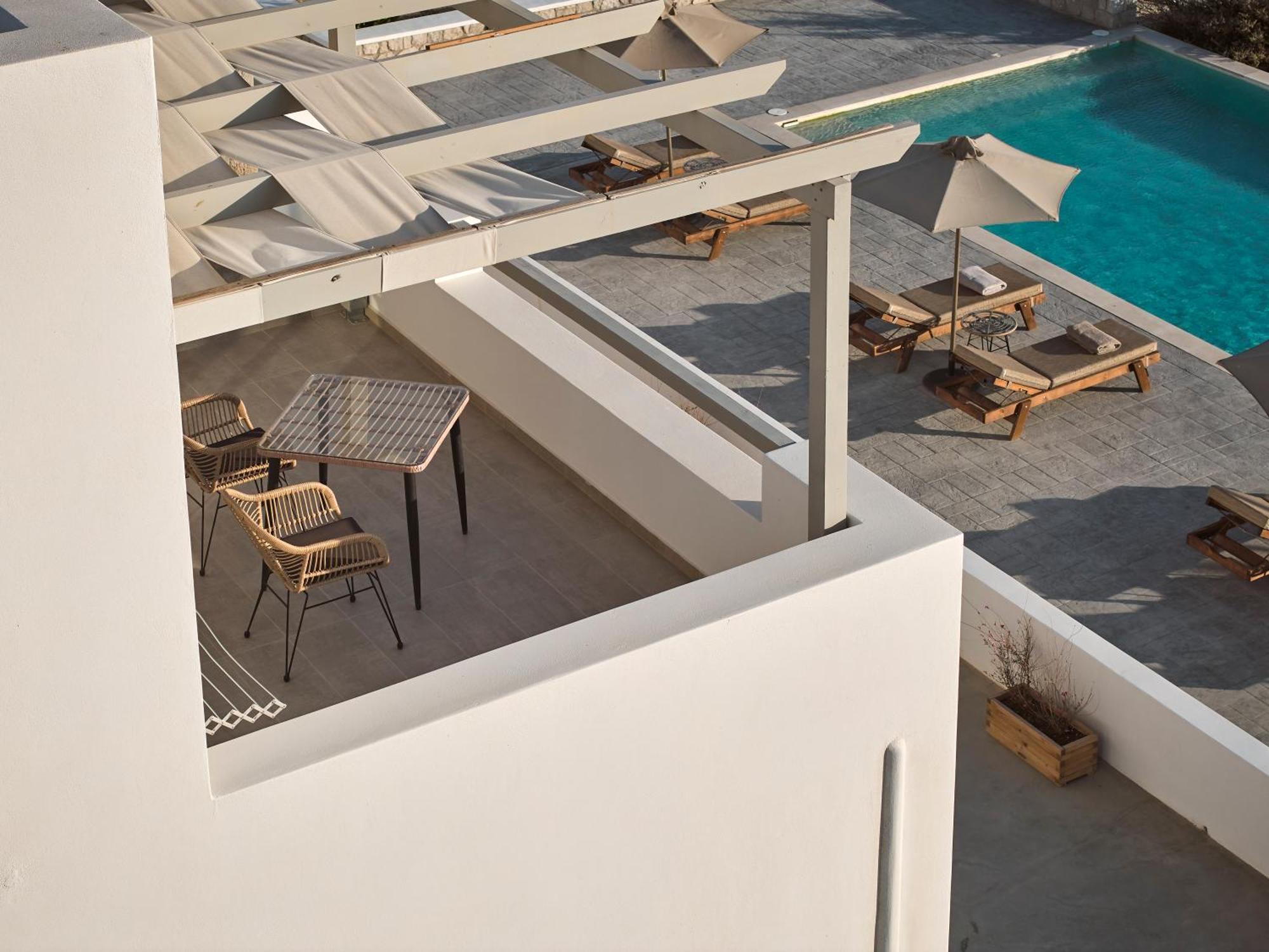 Kedros Milos Suites Adamantas  ภายนอก รูปภาพ