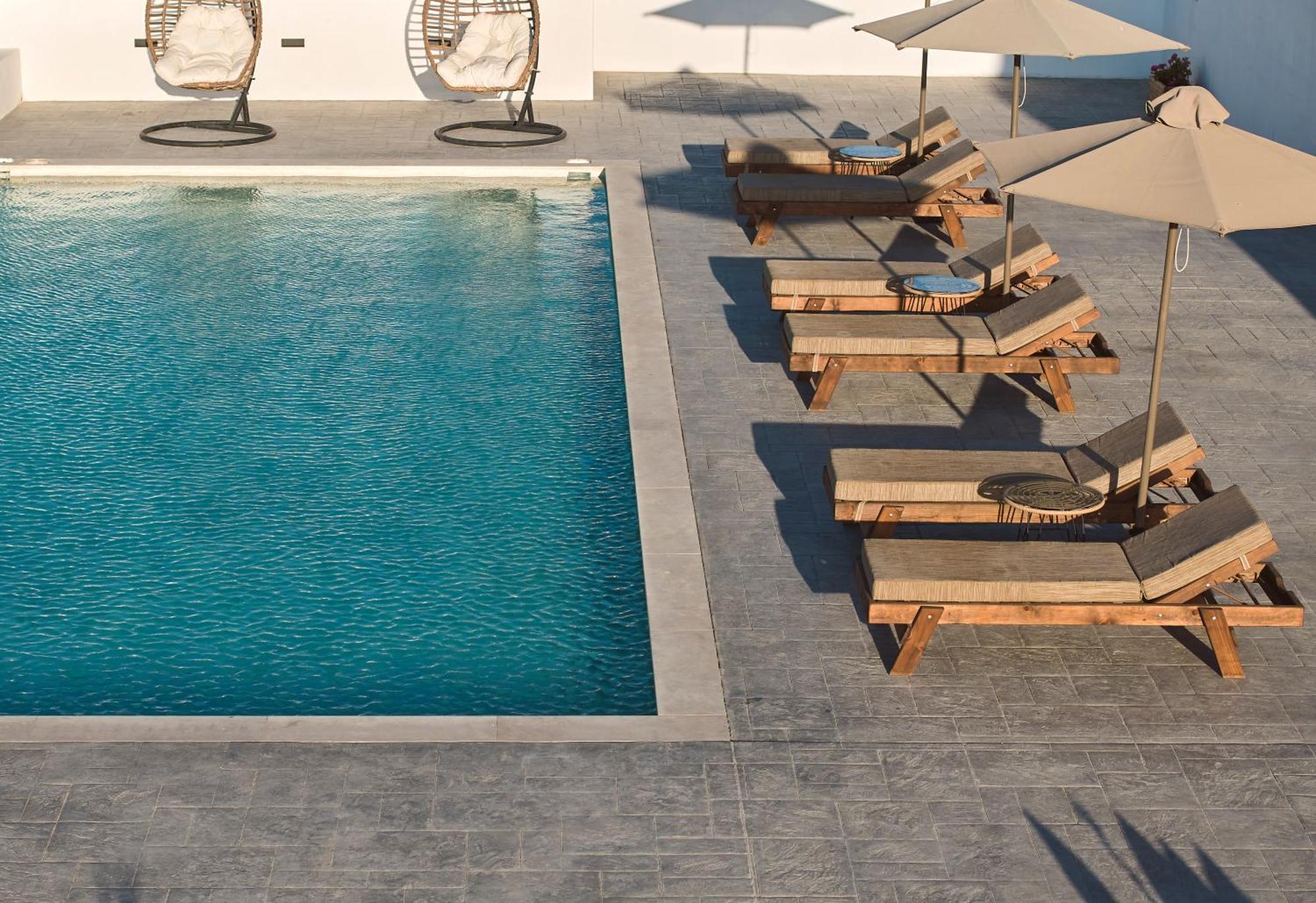 Kedros Milos Suites Adamantas  ภายนอก รูปภาพ