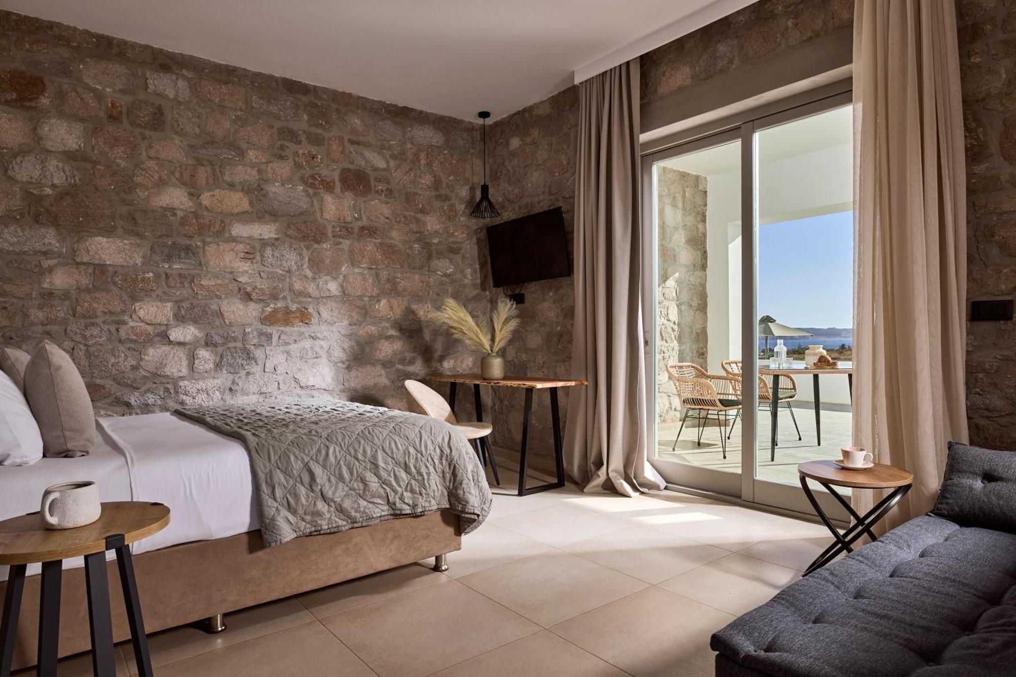 Kedros Milos Suites Adamantas  ภายนอก รูปภาพ