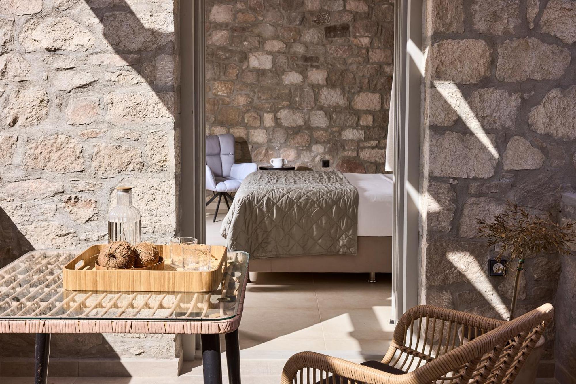 Kedros Milos Suites Adamantas  ห้อง รูปภาพ