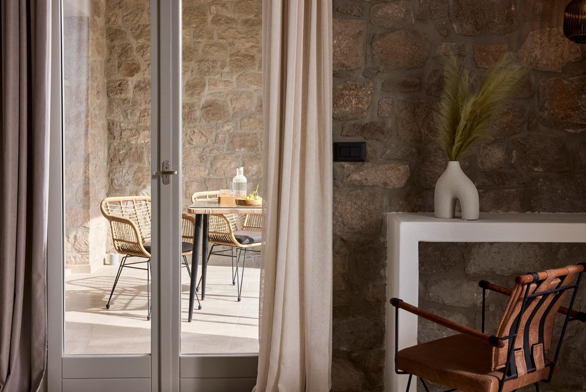 Kedros Milos Suites Adamantas  ห้อง รูปภาพ